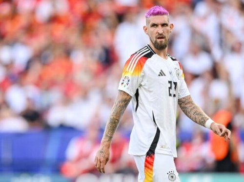 Tattoos und Frisuren: Andrich hält Image aus