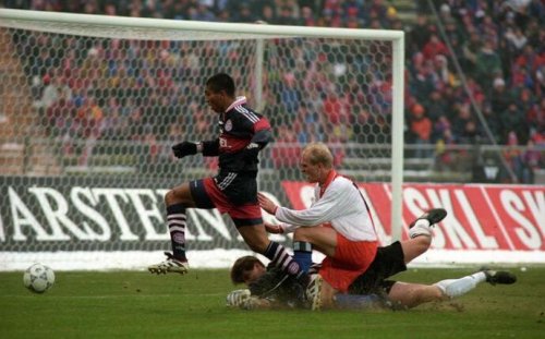 Vor 25 Jahren: Letztes HSV-Spiel für Torwart-Idol Richard Golz