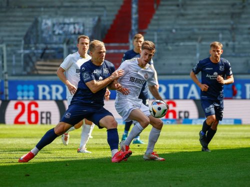 Unterhaching erster Absteiger
