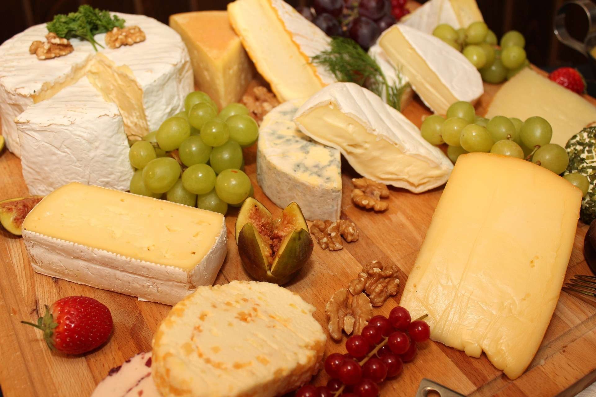 Fromages, listeria, frigos mal nettoyés… : sommes-nous tous assis sur une bombe alimentaire ?