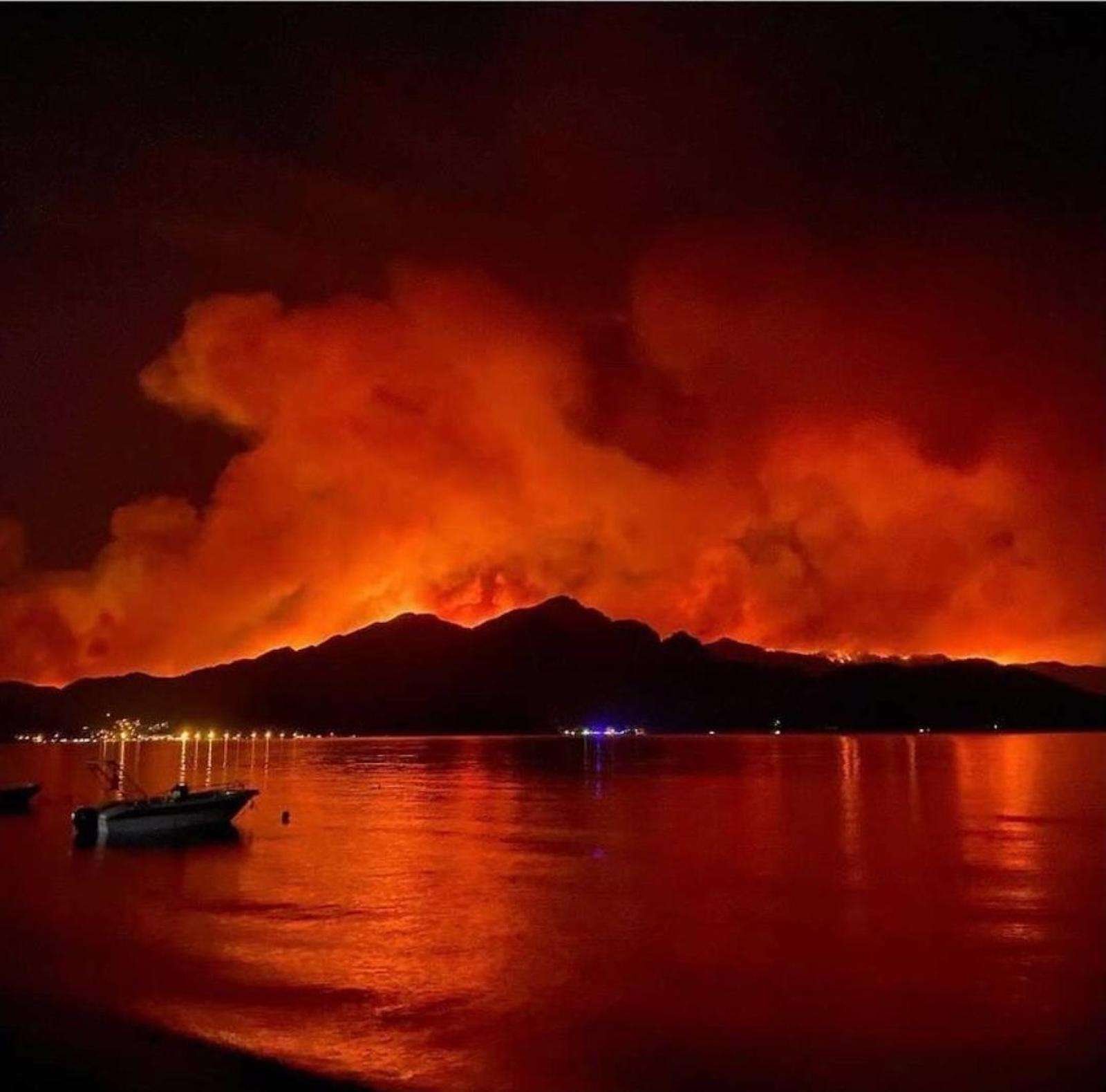 La planète brûle, signe d’une « phase de dérégulation climatique absolue »
