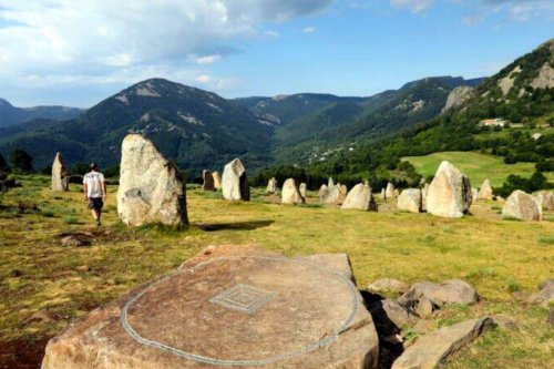 On dirait un autre monde : ce désert français cache des géants de pierre