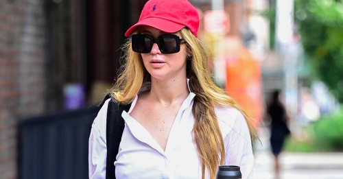 Everyone Will Copy J.Law and Wear This &quot;Ugly&quot; Shoe Trend With Jeans and Trousers