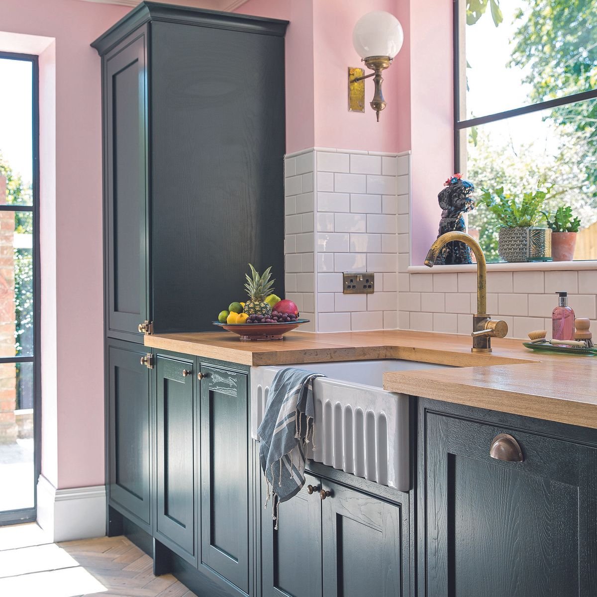 20 Shaker kitchen ideas to make this classic style trendy in 2025