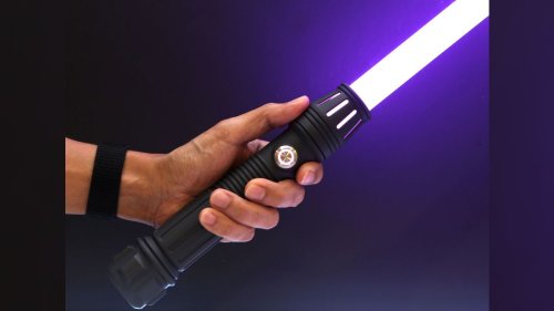 Raspberry Pi Lightsaber Puts the Force in Your Hands