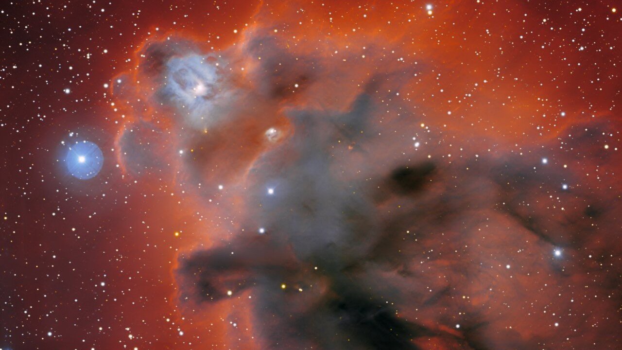 How exotic alien life could thrive in the giant molecular clouds of deep space