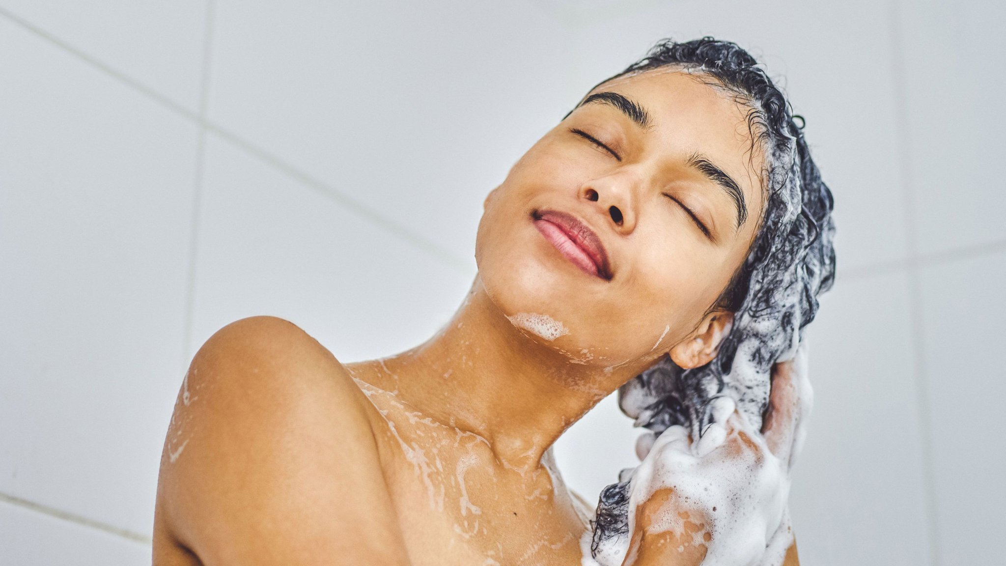 The 15 Best Clarifying Shampoos, According to Experts