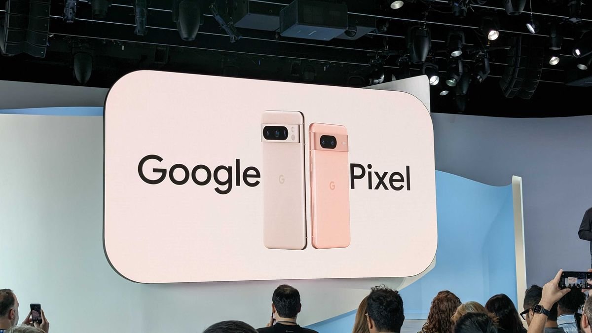 Google Pixel 8 vs Google Pixel 7: Which should you buy?