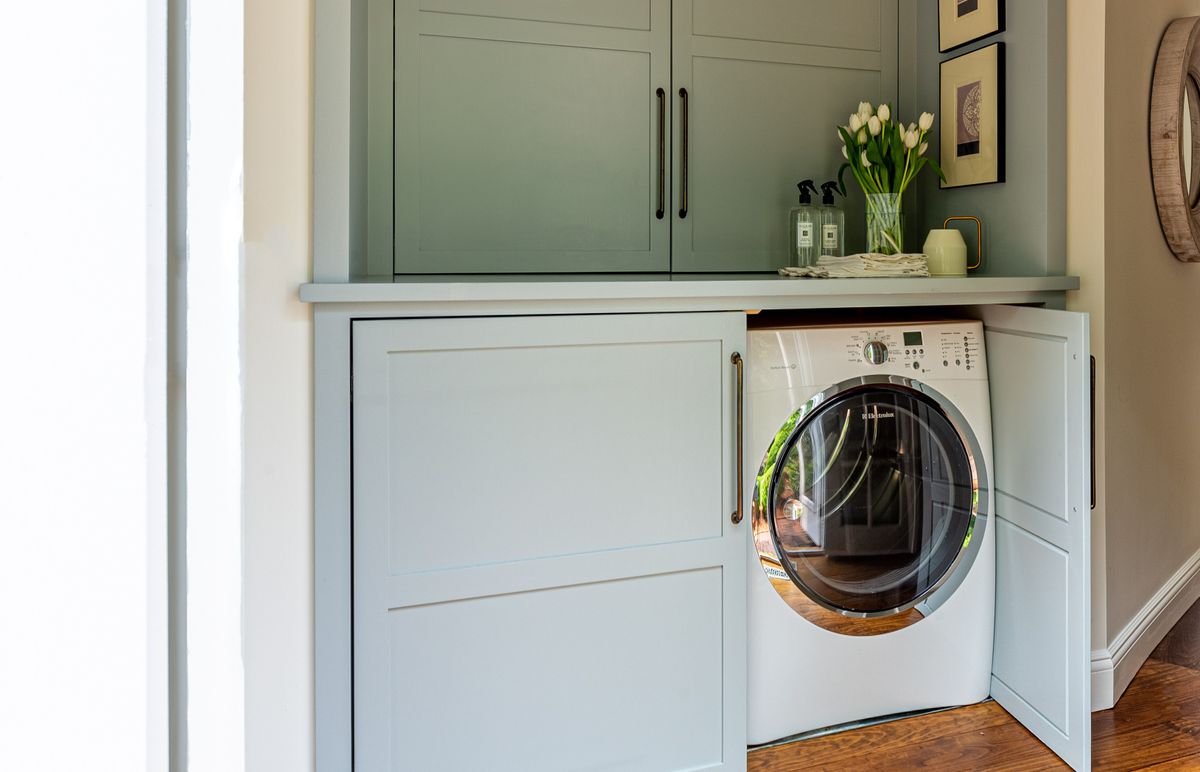 This is the definitive guide on how to clean a washing machine