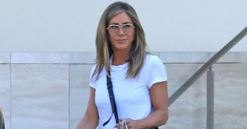 Jennifer Aniston Just Wore the Casual Shoe-and-Jeans Combination That Works in London, L.A. and Amsterdam