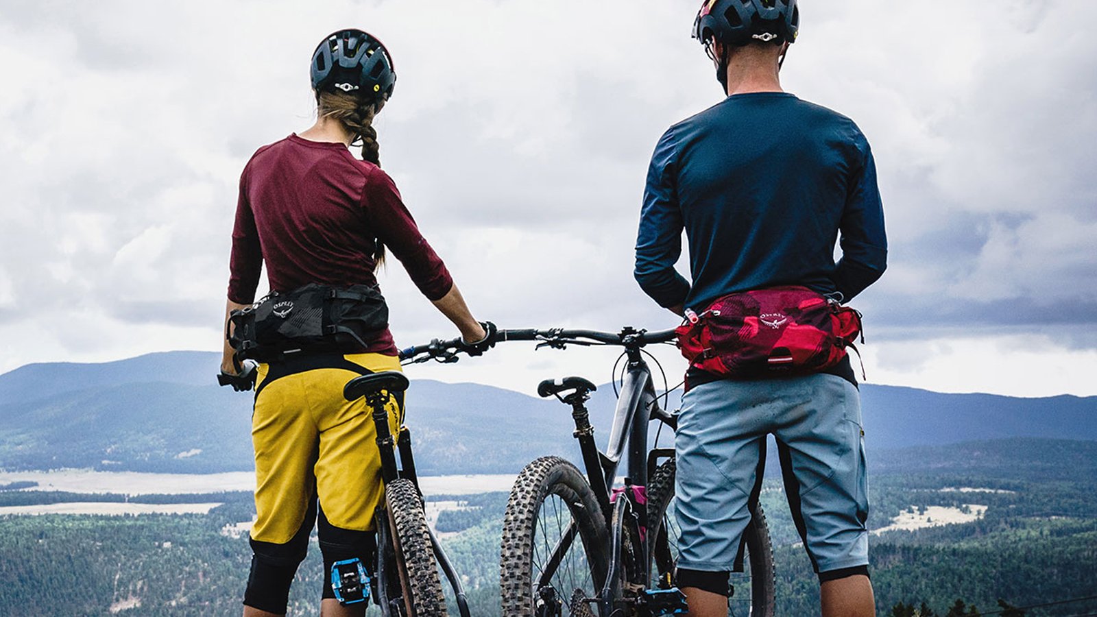 MTB hip packs – ditch the bag and travel light on the trails