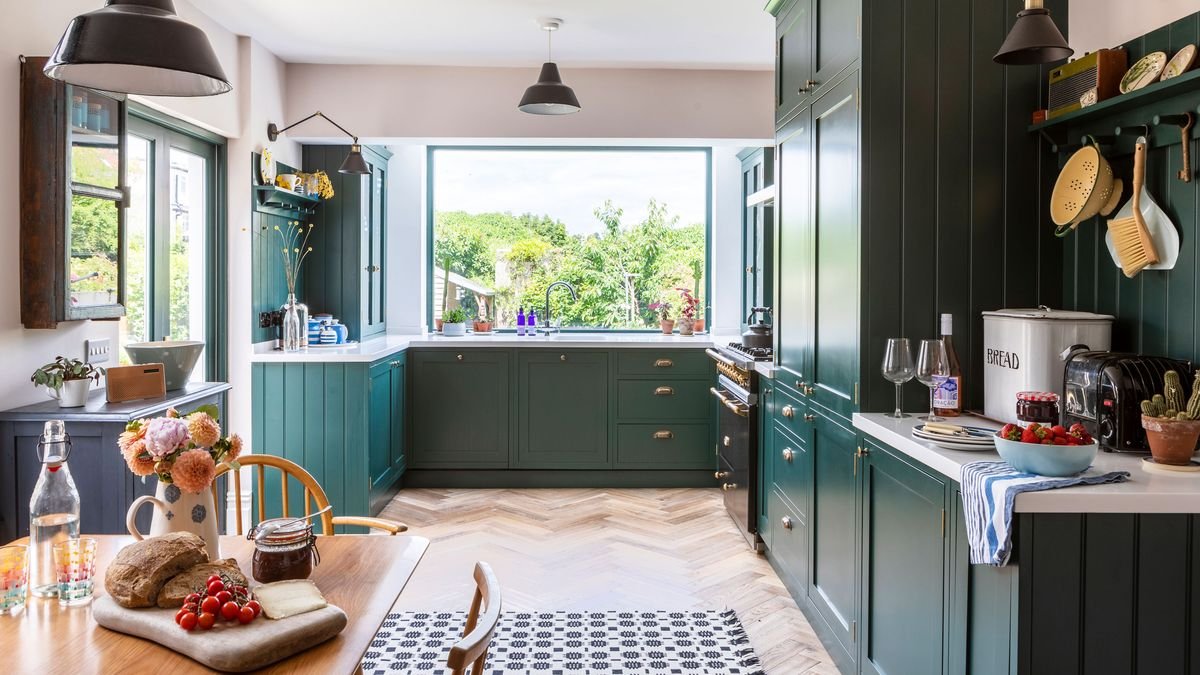 Your ultimate guide to green decor