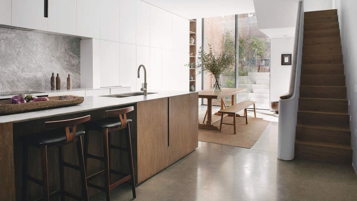 I started cleaning my kitchen naturally and I haven't looked back – these are the 5 solutions I swear by