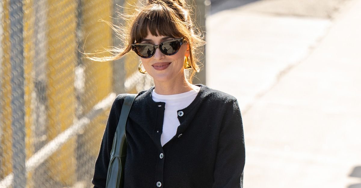 Dakota Johnson and Laura Harrier Agree That These Shoes Go Best With Baggy Jeans