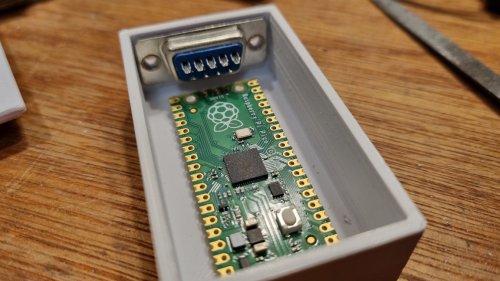 Raspberry Pi Pico Converts Retro Game Controllers To USB
