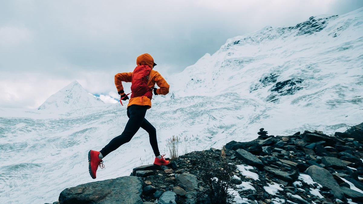 How to run in the snow: 8 expert tips for safer winter trails
