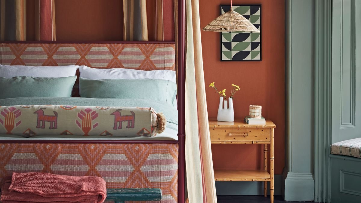 Revealed: the color you should never paint your bedroom