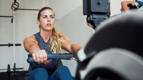 How to use a rowing machine, the benefits, and the workouts to try