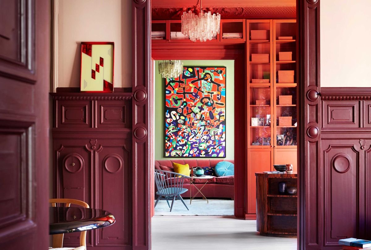 This 'poison color' trick is the secret to elevated decorating schemes - I'll never look at a room's palette in the same way