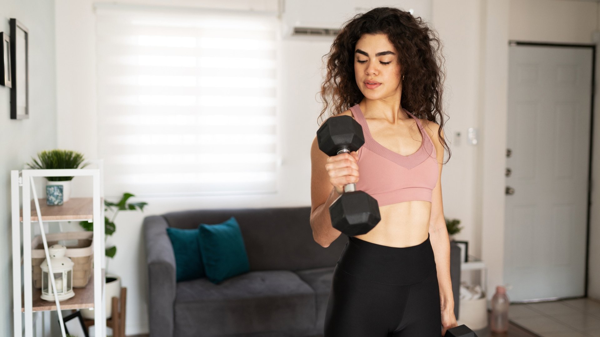 Forget push-ups—these are the home upper-body exercises this expert trainer does every day