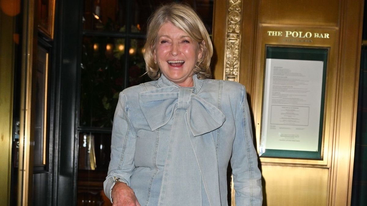 Martha Stewart just debuted a sleek, face framing bob - and the reason she decided to get the last-minute style is hilarious