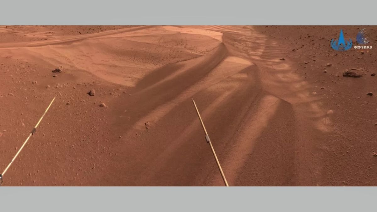 China's Zhurong Mars rover finds signs of recent water activity on Red Planet