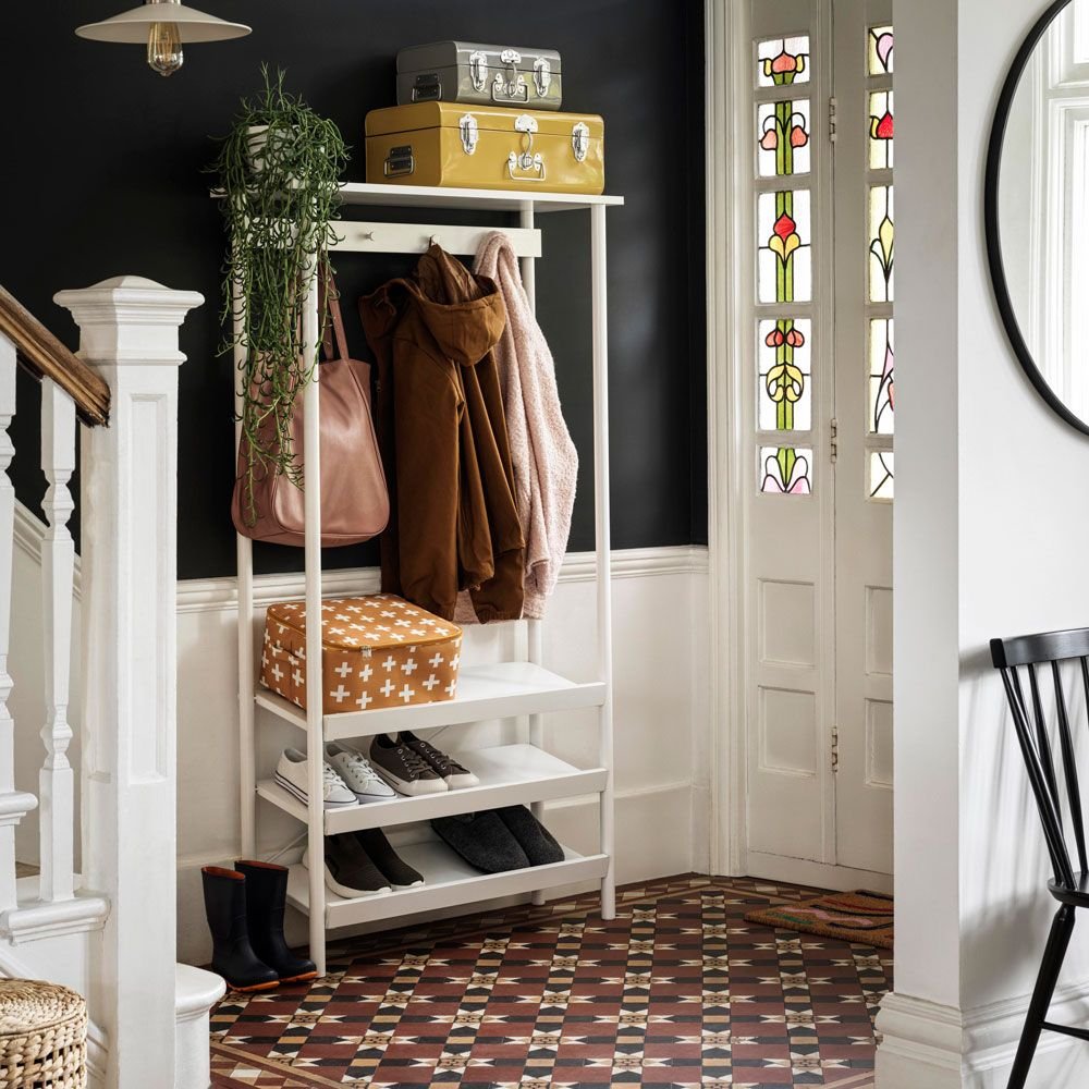 Hallway storage ideas – ways to create a practical and tidy entrance for your home