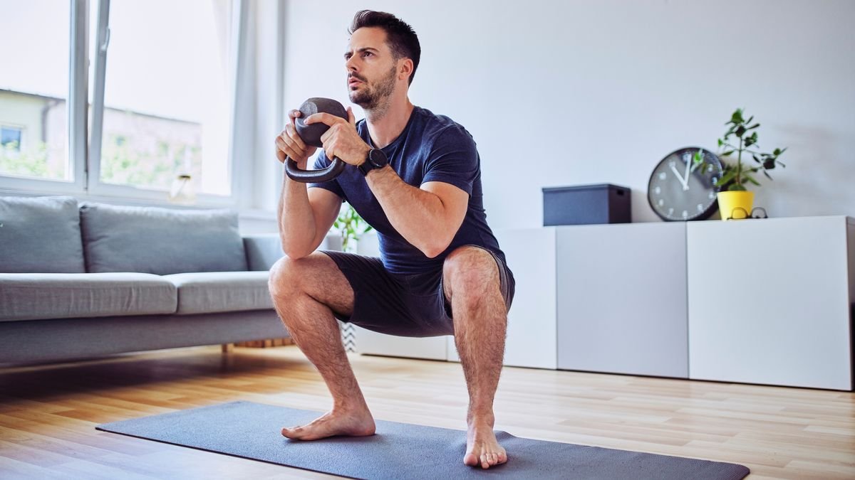 Get Strong, Get Fast—Strength Training For Runners Is Surprisingly Effective - cover