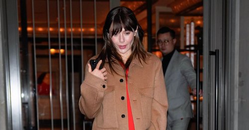 Not a Mini and Not a Midi—This Trending '90s Skirt Style Is Far More Controversial