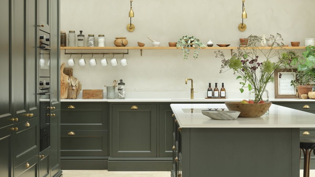 The ultimate decluttering checklist – Experts share the 50+ things you should get rid of right now