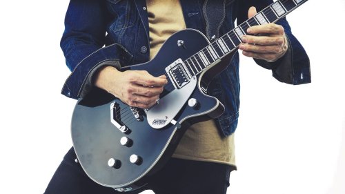 Feeling down about your blues guitar jams? We'll show you how to solo over a 12-bar progression