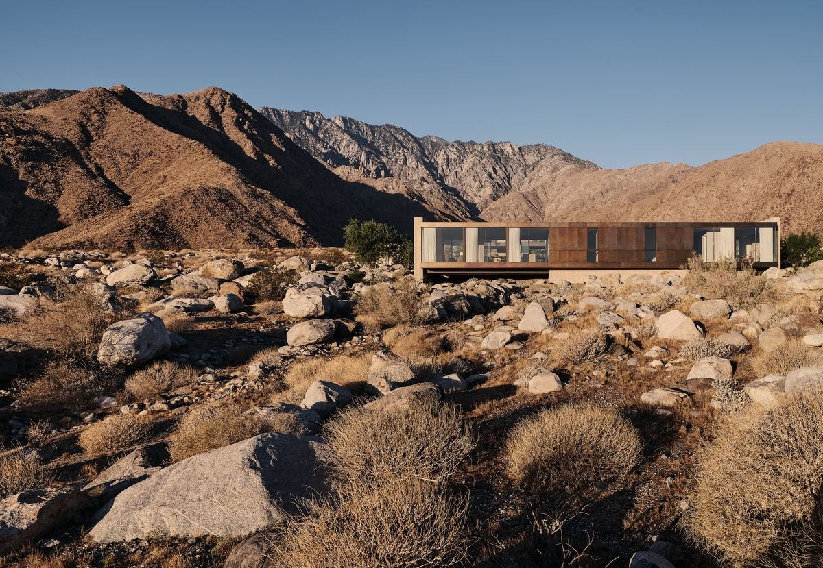 Palm Springs house makes the perfect 21st-century retreat