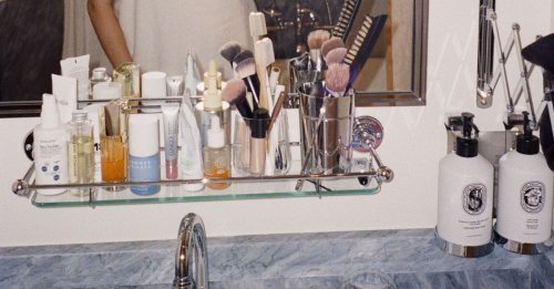 I Cut My Skincare Routine Down to a Minute With an “Everything” Serum—I'll Never Look Back