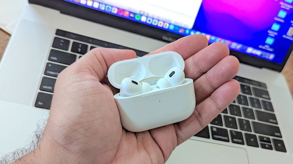 Magazine - AirPods