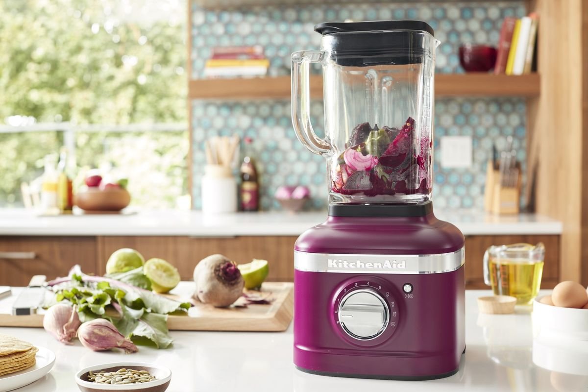 7 of the top blenders for smoothies and other delicious concoctions