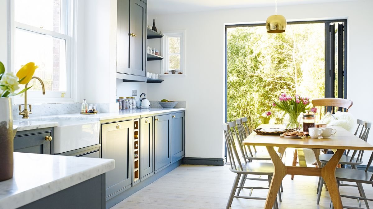 How to make a small kitchen look bigger – 10 expert tips and tricks