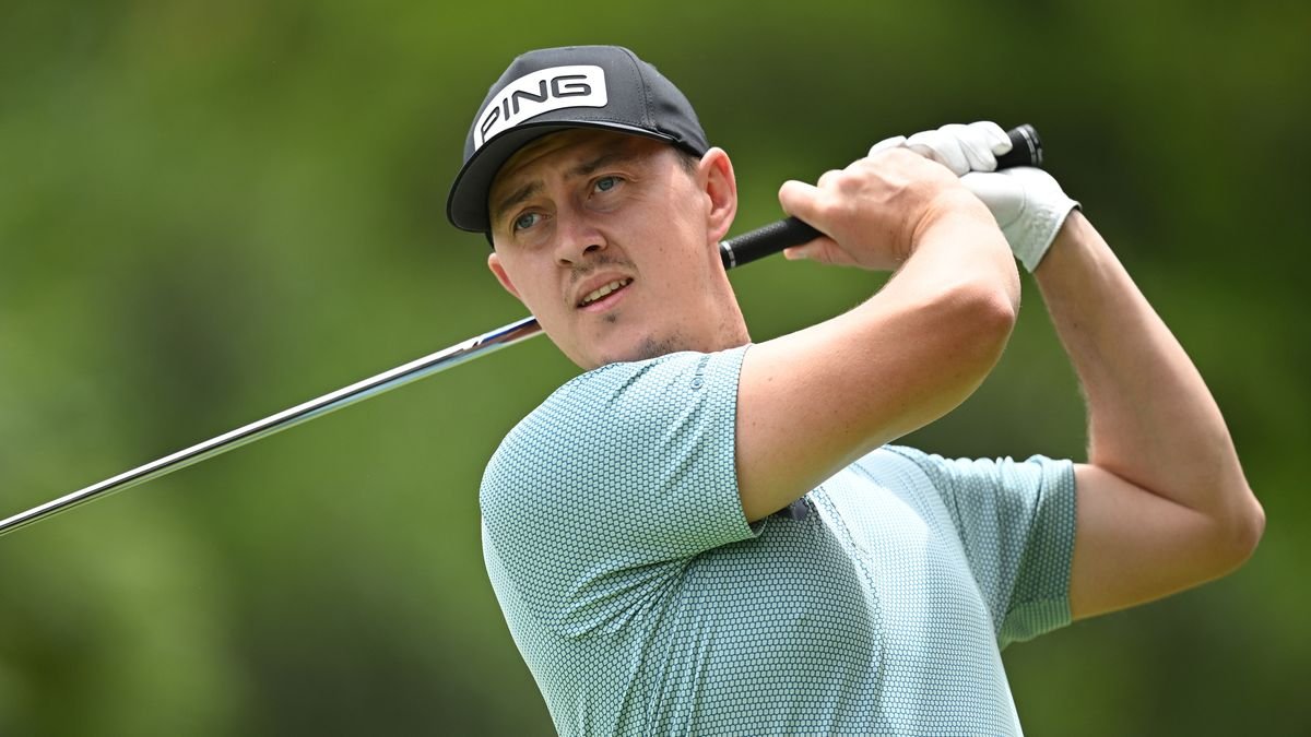 Supermarket Delivery Driver Joe Dean Wins $215,000 In 'Dream' Kenya Open