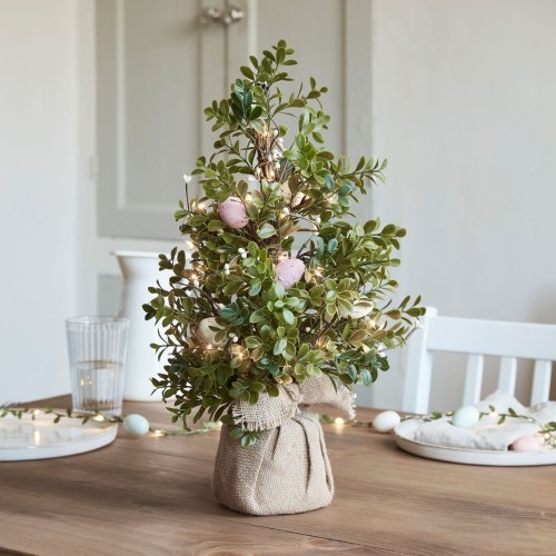 The Easter tree trend taking over this spring as search soars 63%