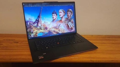 I review laptops for a living and this is the best business laptop — 15-hour battery life!