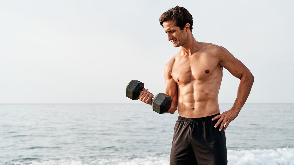 Forget the gym — all you need is 1 dumbbell and 6 exercises for a full-body workout