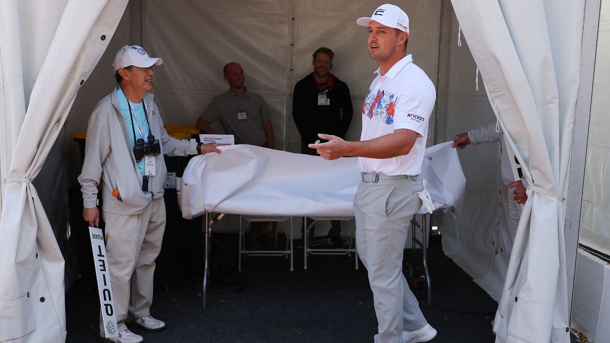 DeChambeau Finds First Aid Tent With First Drive Back From Injury
