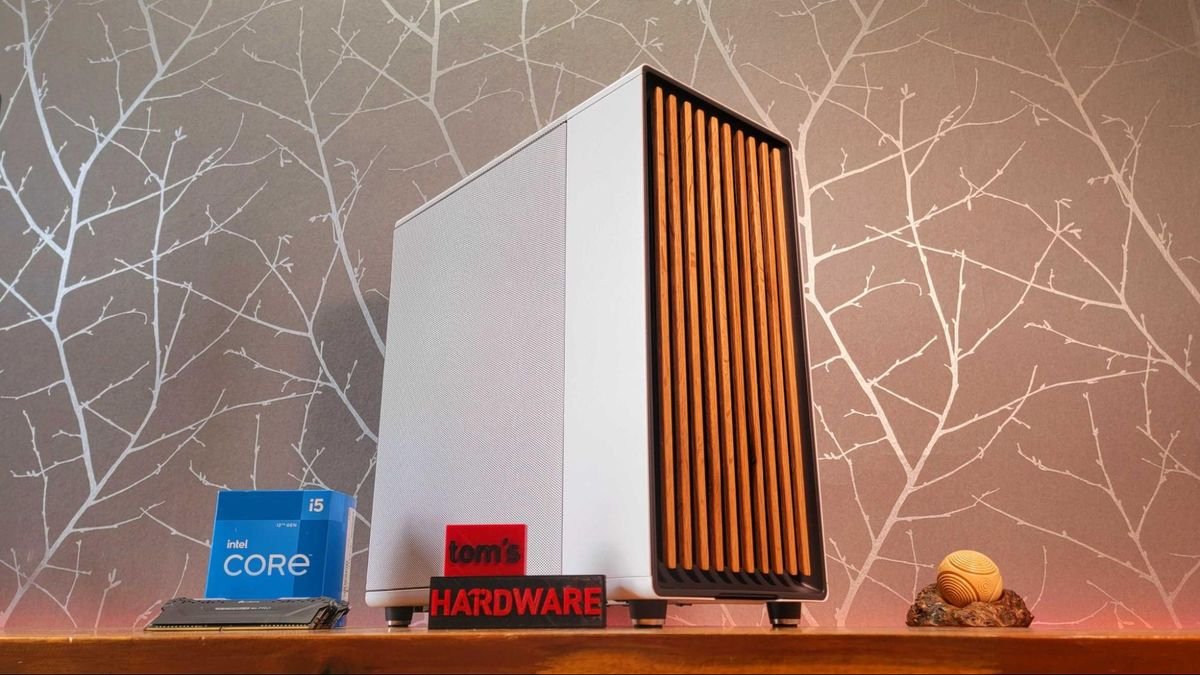 Fractal Design North