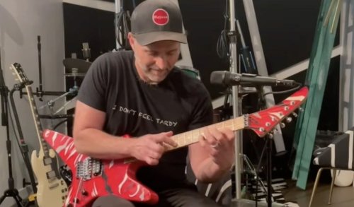 Watch Dweezil Zappa nail Eruption with the Kramer guitar Eddie Van Halen gave him when he was 12 years old