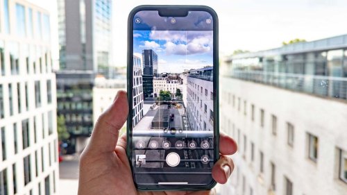 This little-known iPhone setting automatically edits your photos as you take them