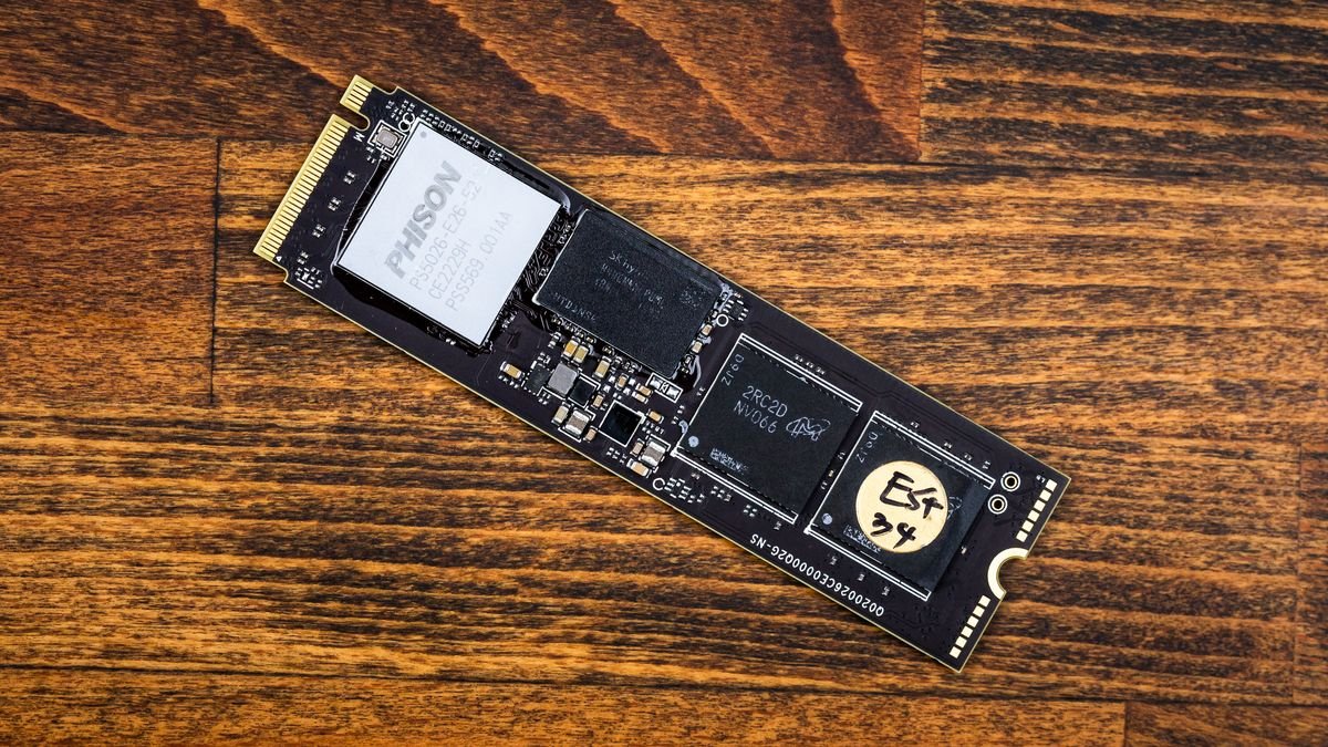 The hardware: The Phison E26 SSD controller is the brains behind the brawn