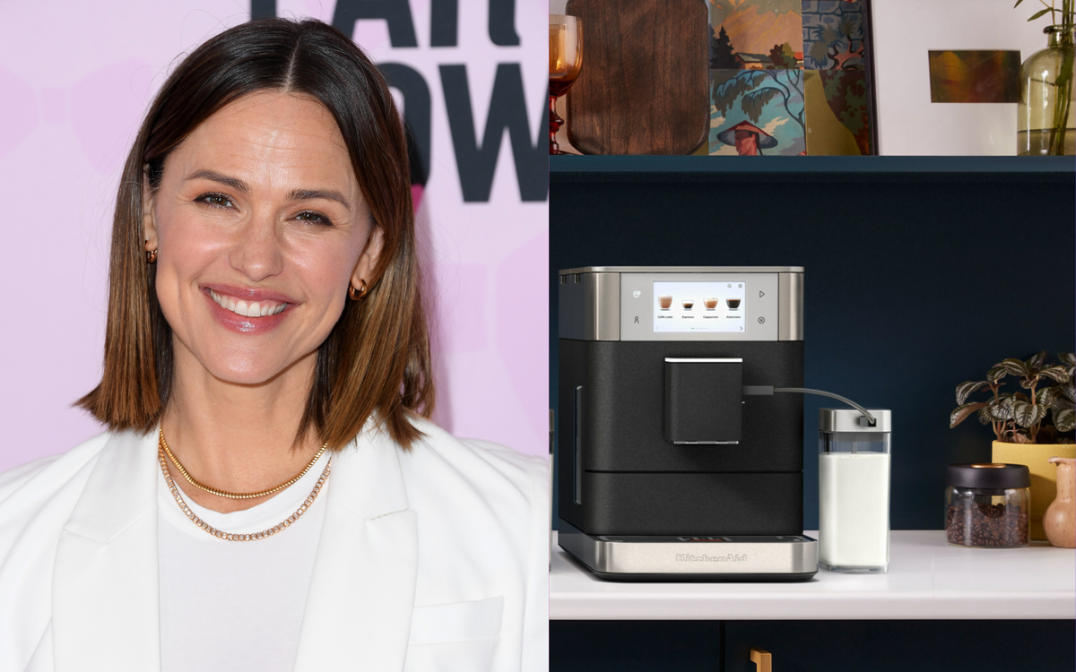 Jennifer Garner Has This "Beautiful" Espresso Maker in Her Coffee Nook — And Brewing Experts Love It too