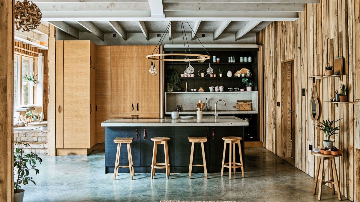 Lighting designer Tom Raffield's home is a masterclass in timber construction