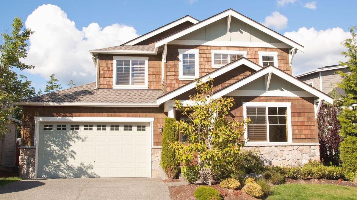 ‘Your garage is not a landfill’: 11 things experts say to remove from yours right now