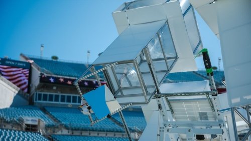 Star Catcher sends electricity across NFL football field in key space power-beaming test (photos)