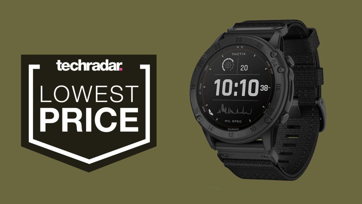 A Cyber Monday Garmin deals cuts $100 off the super-pricey Delta smartwatches